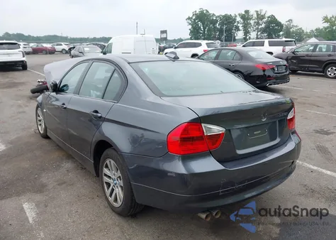 2007 BMW 328 z USA, uszkodzony, nr VIN WBAVA33547PG52116